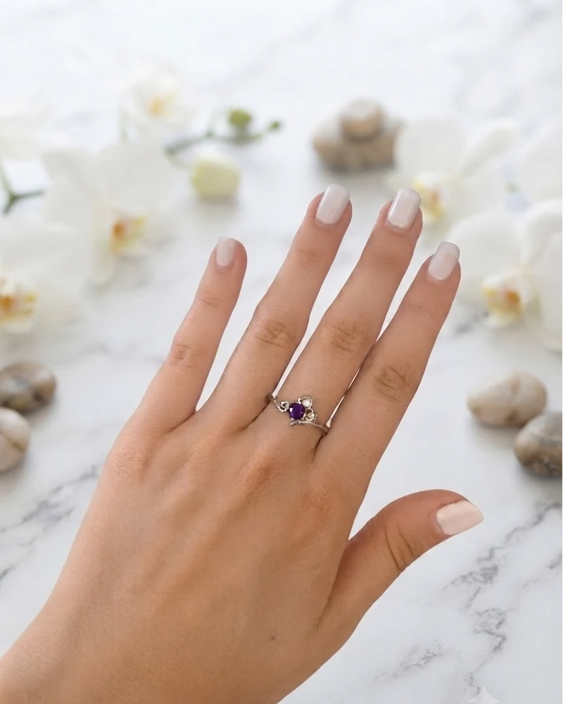 Anillo de amatista