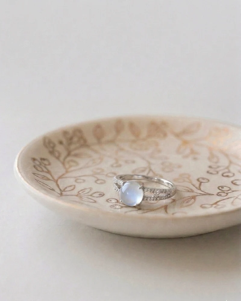 Anillo plateado de cuarzo cristal