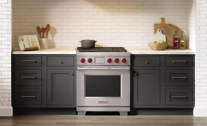 Cocina Mixta de 4 fuegos con mandos en rojo