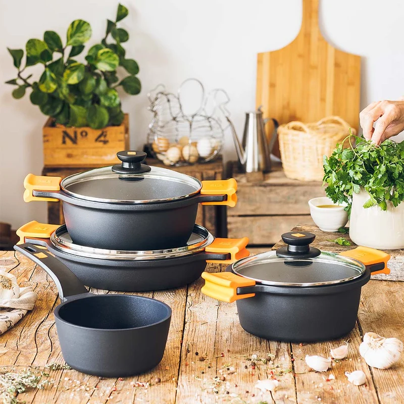 Batería de cocina 7 piezas Efficient