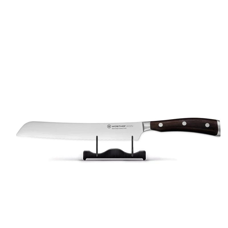 Cuchillo para pan Wusthof Classic Ikon de 20 cm con mango de madera.