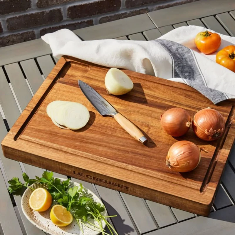 Tabla grande de madera de acacia 50 cm Le Creuset